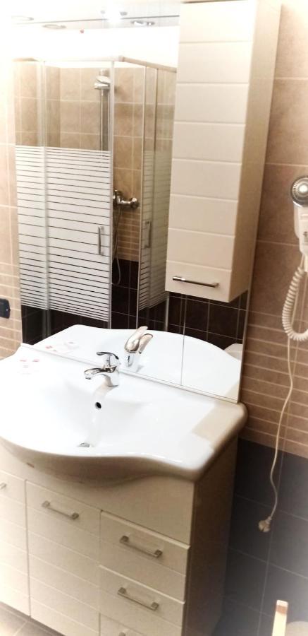 Residence Alessandra Supervacanza House - דומאסו מראה חיצוני תמונה