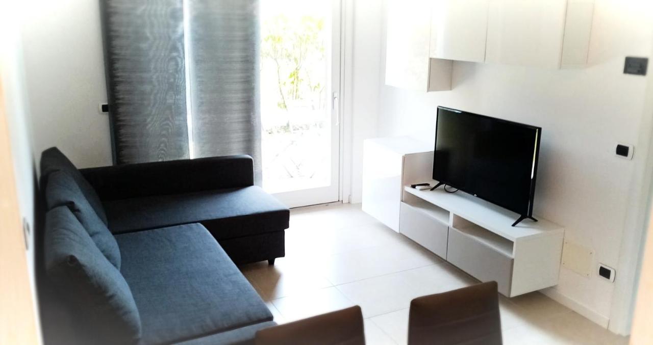 Residence Alessandra Supervacanza House - דומאסו מראה חיצוני תמונה